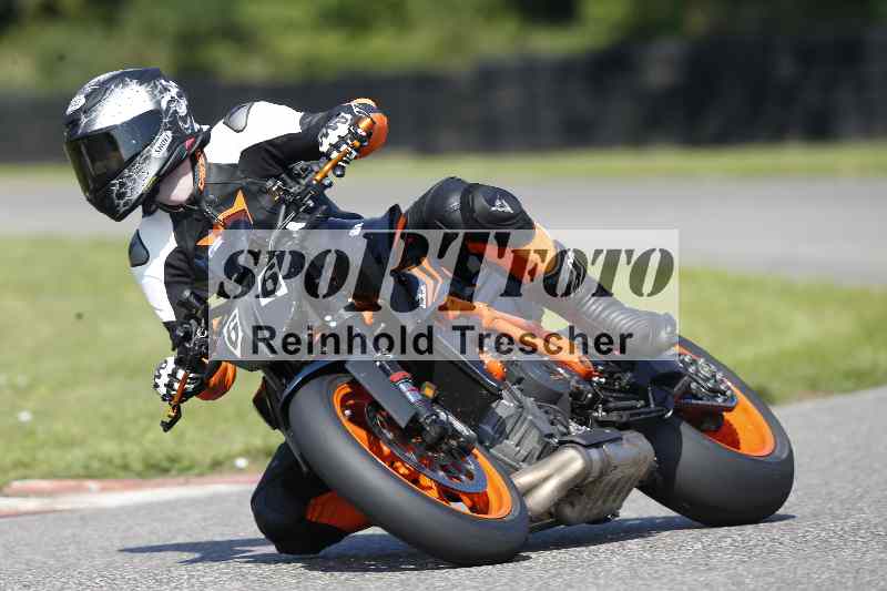 /44 09.08.2025 Plüss Moto Sport ADR/Freies Fahren/66